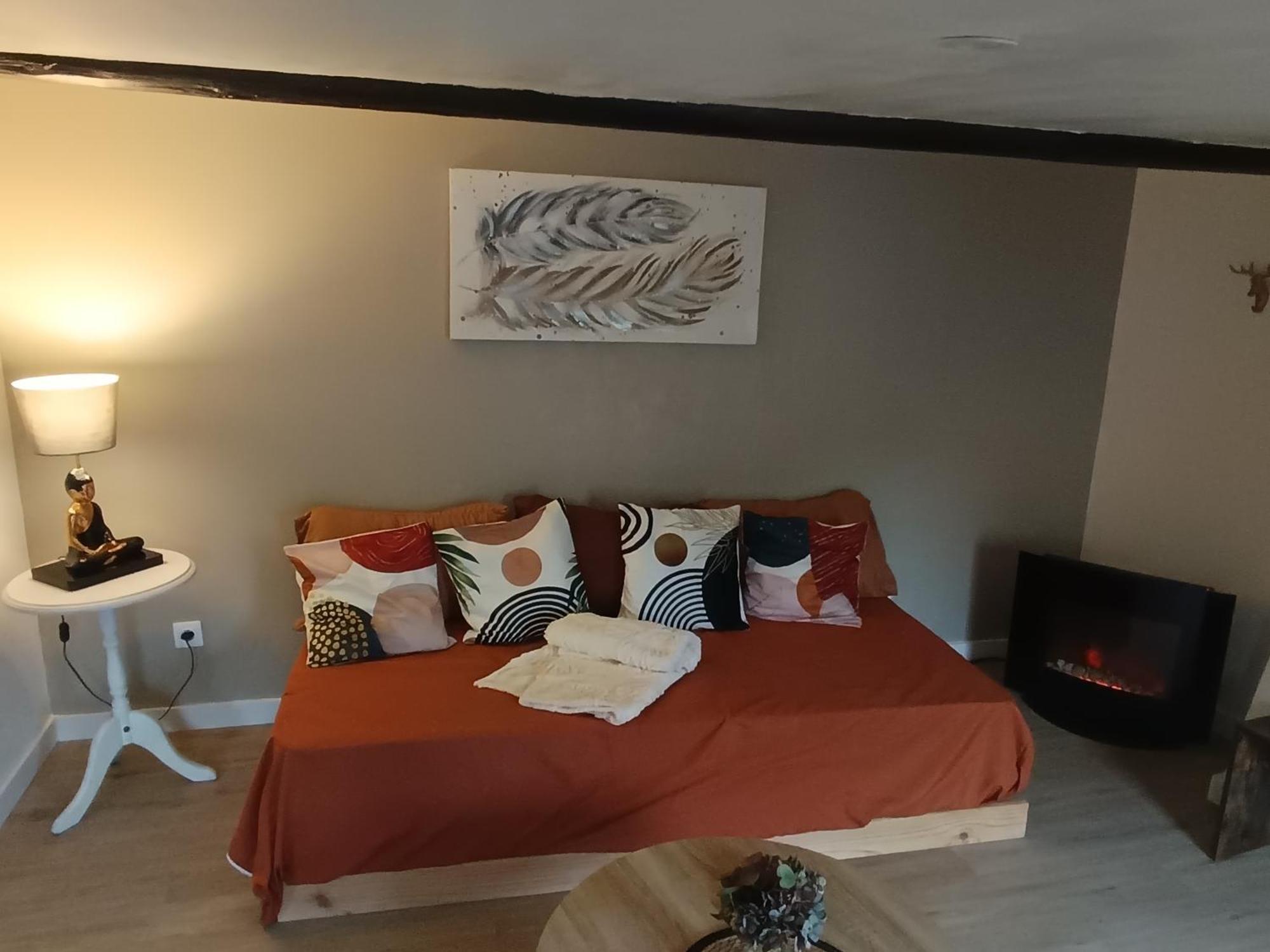 A1 Champagne Residence - 200 M2 14 Personnes 2 Toilets 4 Showers - Hyper Centre - Chalons En Champagne Kültér fotó